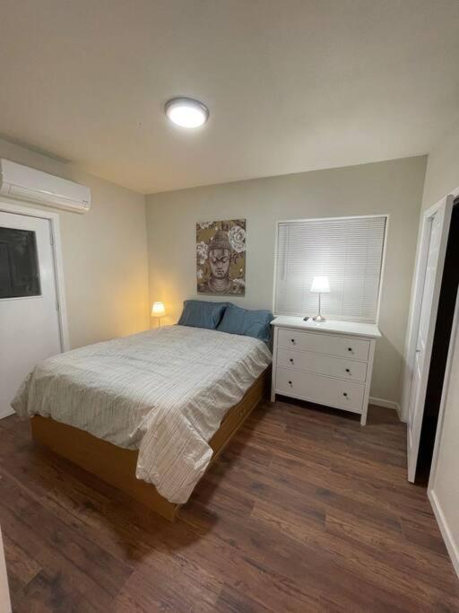 Brand New 2Br Cute Blue Led In North Fresno Daire Dış mekan fotoğraf