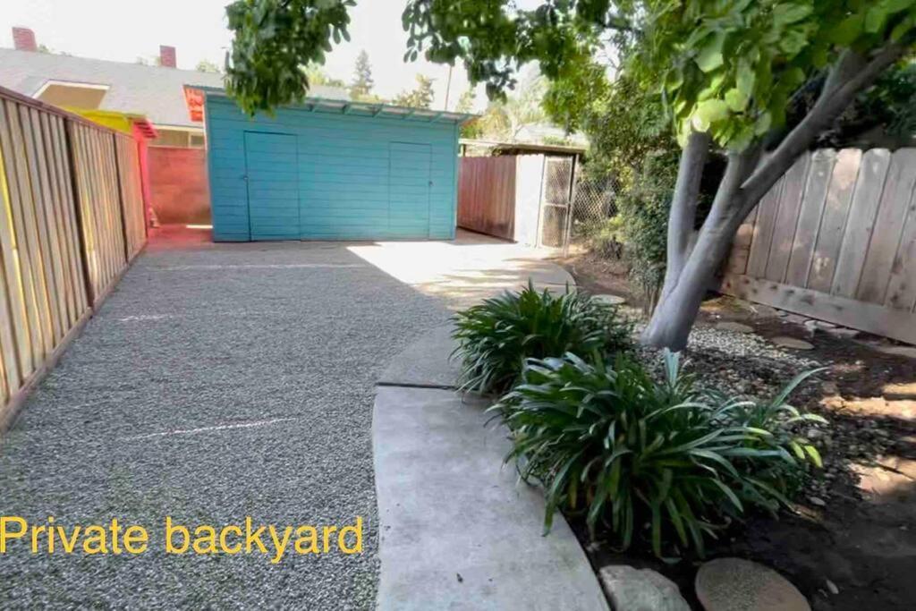 Brand New 2Br Cute Blue Led In North Fresno Daire Dış mekan fotoğraf