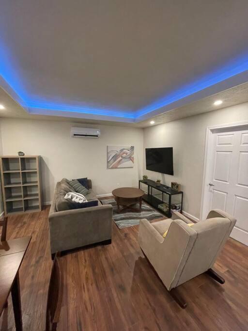 Brand New 2Br Cute Blue Led In North Fresno Daire Dış mekan fotoğraf